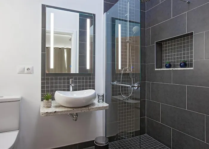 Esencia فيلة بويرتو ذيل كارمين