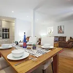 Esencia Villa